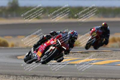 media/Oct-08-2022-SoCal Trackdays (Sat) [[1fc3beec89]]/Turn 14 (1050am)/